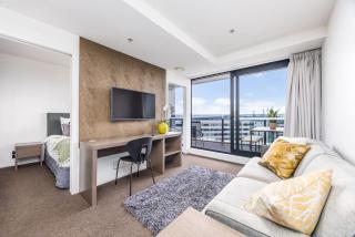 QV Stays Elevated 2 Bed City Living - 3