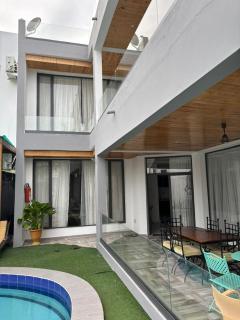 Eden House - Villa Duplex de Prestige avec Piscine et Jacuzzi à Saly St Joseph - 0