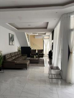 Eden House - Villa Duplex de Prestige avec Piscine et Jacuzzi à Saly St Joseph - 6