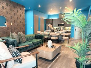 Lux at Nichols Fort Worth TX Same Day Bookings - 6