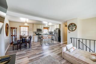 Commute to Alexandria and DC Home with Shared Yard - 5