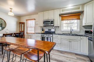 Commute to Alexandria and DC Home with Shared Yard - 4