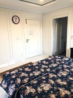 1Bhk Comfy apartment, behria town - 2