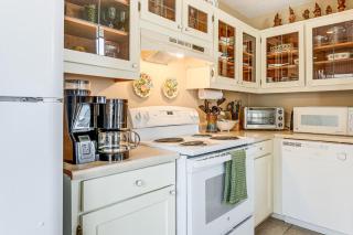 Fire Pit and Boat Dock Lake Chatuge Townhome! - 2