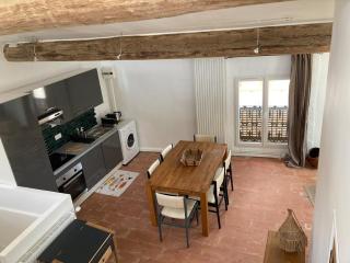 La Pomerolaise, Charmant appartement rénové dans une maison typique vigneronne - 1