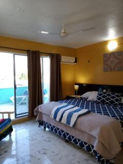 Budget Living in a Mexican Beach Town - Chelem - 8