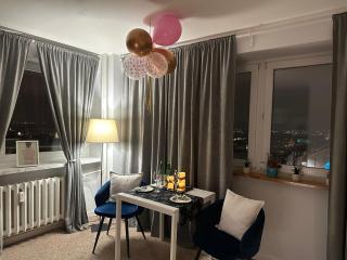 NICE VIEW centrum metro x2 WIFI 600 MBs Smart TV Panorama Miasta - 8