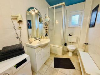 Apartmenthaus-Usedom Fam Stopp "Kajüte 1" Hunde willkommen & Ostsee zum greifen nah - 6