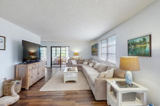 Beach to Bay Getaway - 5