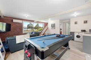 Beach House at Quiet Corner - 3