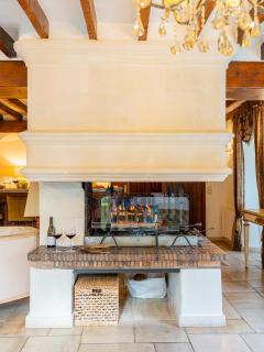 Luxury French Villa with Indoor Pool Spa & Tennis Near Paris - 1