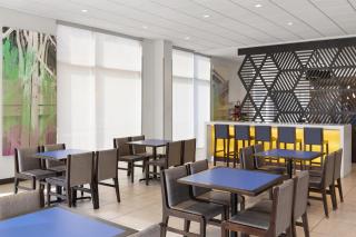 GLo Best Western Nashville Airport - 8