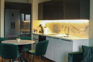 Marble Horizon Skyline - 4