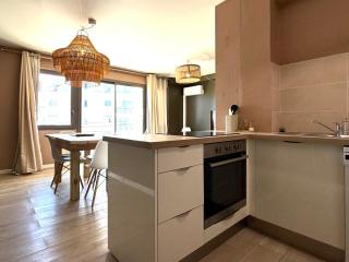 La Rosée Verte - Ville, Plage, Clim et Parking - 7