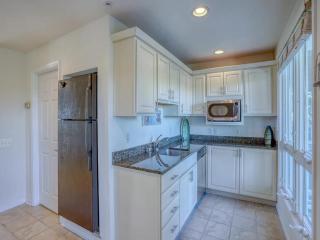 Stunning Townhome Short Walk to Beach and Bay with Pool - 3