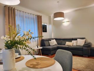 Mokotovia Premium Apart 100m2, garaż, winda, 5 łóżek, wanna z hydromasażem, prysznic, 2 toalety, f-VAT - 9