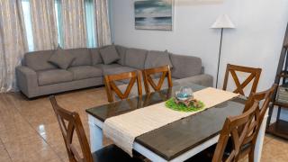 Sleeps 10 Direct Beach Heated Pool apts - 6