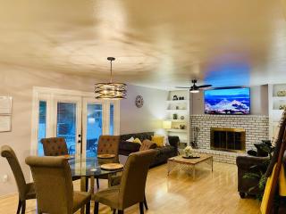 Tempe Escape with Heated Pool, Billiards & Firepit Fun - 7