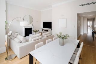 Spectacular Cadogan Square single-level flat w/AC - 2