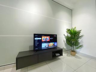 Arte mont kiara by Paradigm Stay Free Parking - 2