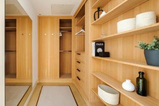 Luxury Mayfair 4-Bed Penthouse Sky Views & Balcony - 8