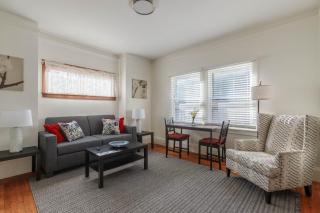 4 - Berkeley Private Apartment with Parking & Laundry - Berkeley - 8