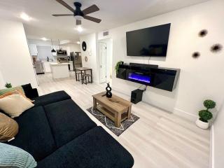 Cozy Little Villa in the Heart of Cocoa POOL HOUSE - Cocoa - 9