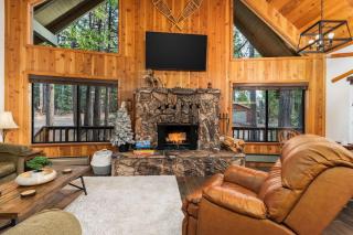 Kokanee Hideaway-Family Friendly 5BR Epic Game Room - 0