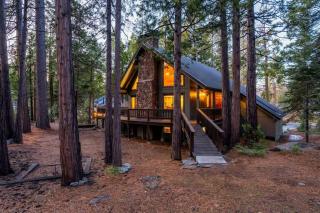 Kokanee Hideaway-Family Friendly 5BR Epic Game Room - 9