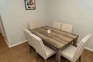 Keep Austin Weird - 12 mins to DT - 8