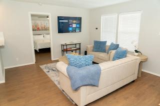 Keep Austin Weird - 12 mins to DT - 2