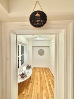 European Lodge Room Brussels - 3