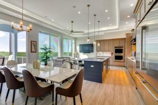 Luxury Group Escape in Cape Corals Cape Harbour! - Cape Coral - 6