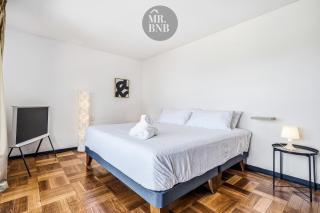 Los Leones Apartments By Mr BnB - 0