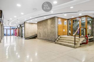 Los Leones Apartments By Mr BnB - 6