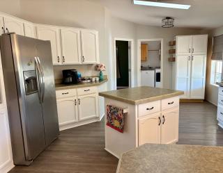 Sunset and Mountain Views - Adventure Getaway - 6