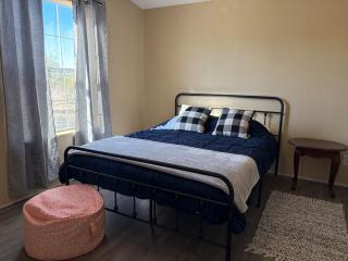 Sunset and Mountain Views - Adventure Getaway - 2