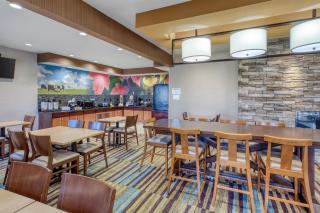 SureStay by Best Western Mount Pleasant Racine - 7