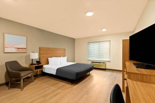 LivAway Suites Syracuse - 4