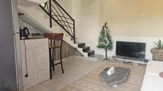 Rustic Rocky Tiny House in Akright - Namulanda - 2