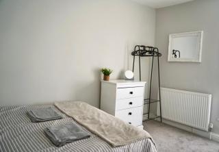 4 Cross Ifor Terrace - Merthyr Tydfil - Cosy House - Sleeps up to 7 - 2