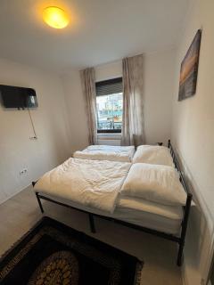 Gröpelinger Guesthouse - 8