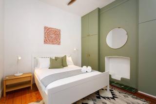 Charming Heritage Cottage Large 4BR Home - 6