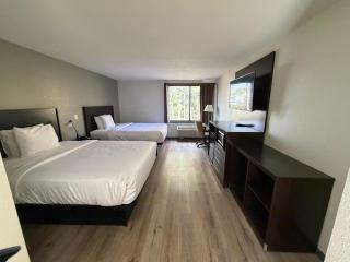 University Inn & Suites - 2