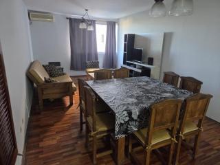 Amplio Departamento Céntrico - 0