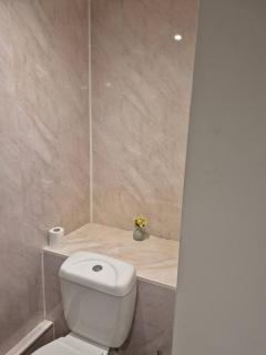 Cozy Guest Room in Central Aldershot - Aldershot - 7