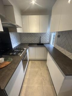 2 bed split-level flat, 5-min from Sth Croydon Stn - Croydon - 8