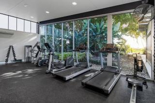 Architectural Luxury Haven with Pool & Views - Coomera - 8