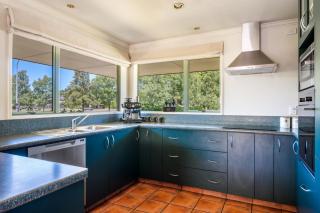 Hedditch Hideaway - 8