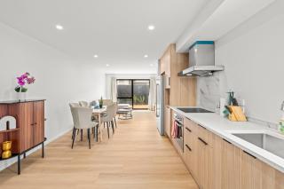 Brand New Modern 3BR Home - 9